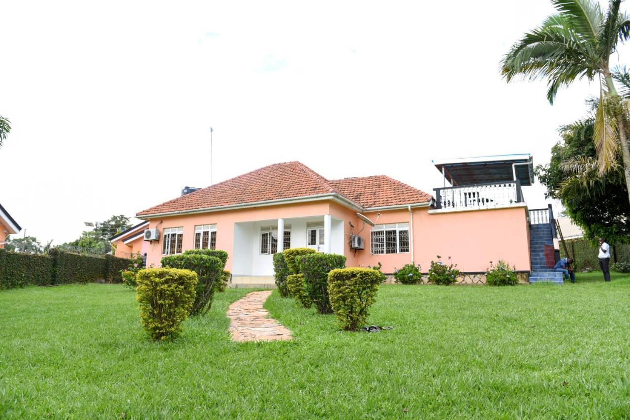 Corinya Serviced Apartments Entebbe Zewnętrze zdjęcie