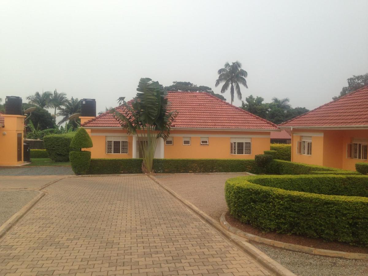Corinya Serviced Apartments Entebbe Zewnętrze zdjęcie