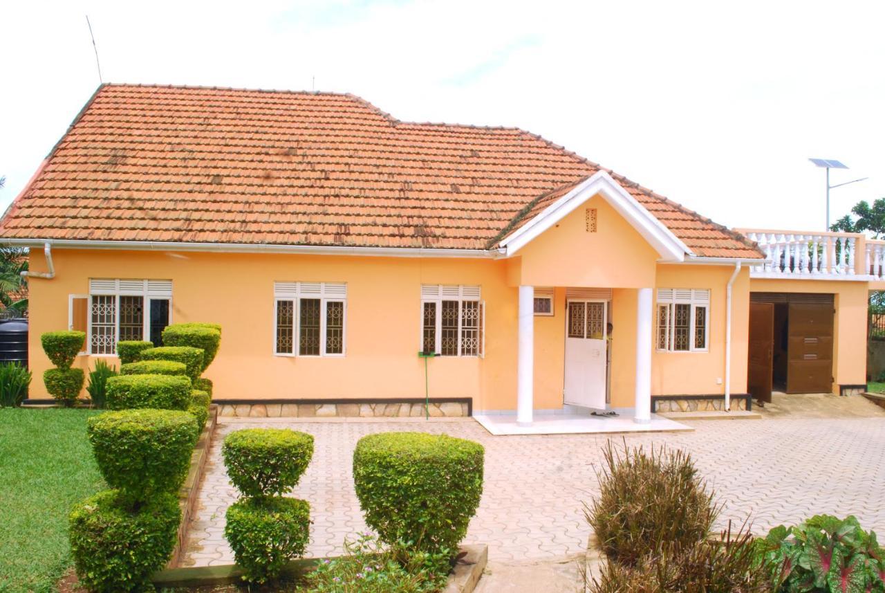 Corinya Serviced Apartments Entebbe Zewnętrze zdjęcie