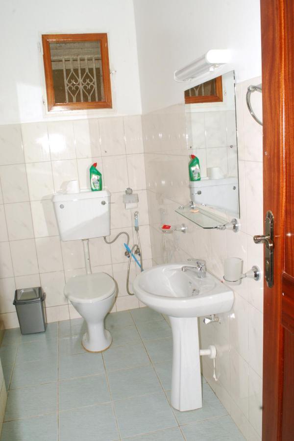Corinya Serviced Apartments Entebbe Zewnętrze zdjęcie
