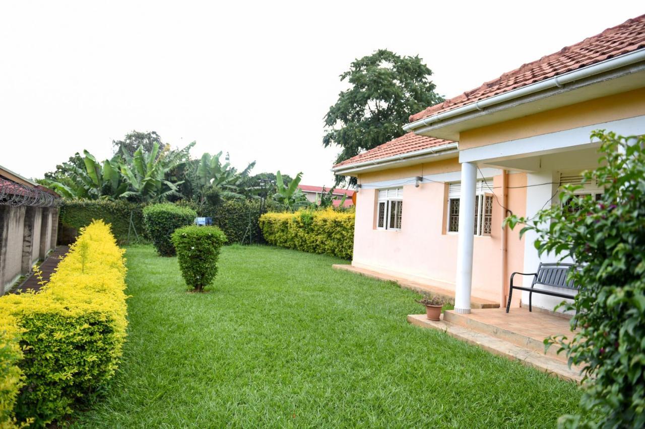 Corinya Serviced Apartments Entebbe Zewnętrze zdjęcie